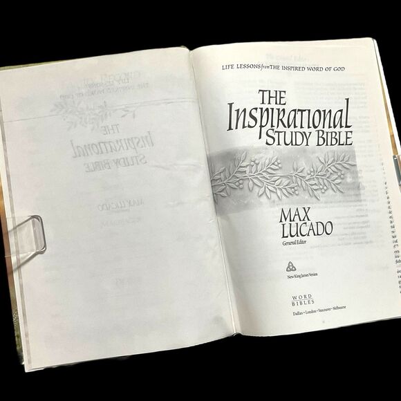 The Inspirational Study Bible Max Lucado Holy Bible New King James Version 1995 - Picture 8 of 16